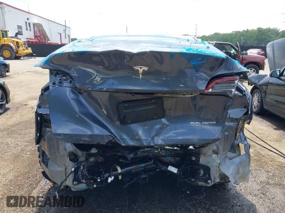 2023 Tesla Model Y Long Range с VIN 7SAYGDEEXPF697167, выставлен на аукционе IAAI как лот 42793490 с пробегом 69 019 миль миль и . История ставок и продаж доступна на DreamBid. Изображение 17.