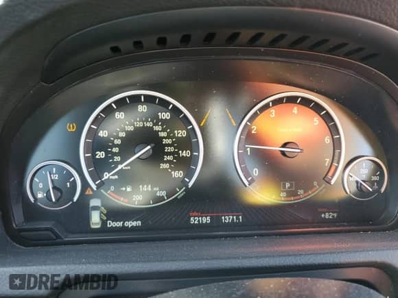 2017 BMW 5 Series 535i с VIN WBA5M2C36HG499348, выставлен на аукционе Copart как лот 89377435 с пробегом 52 195 миль миль и Списание • Salvage title. История ставок и продаж доступна на DreamBid. Изображение 9.