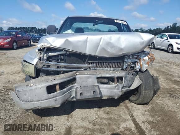 2001 Dodge 1500 Work Special z VIN 1B7HC16X51S264261, wystawiony jako Copart lot #71972414 z przebiegiem 375 089 mil mil oraz Szkoda całkowita • Salvage title. Historia ofert i sprzedaży dostępna na DreamBid. Obrazek 5.