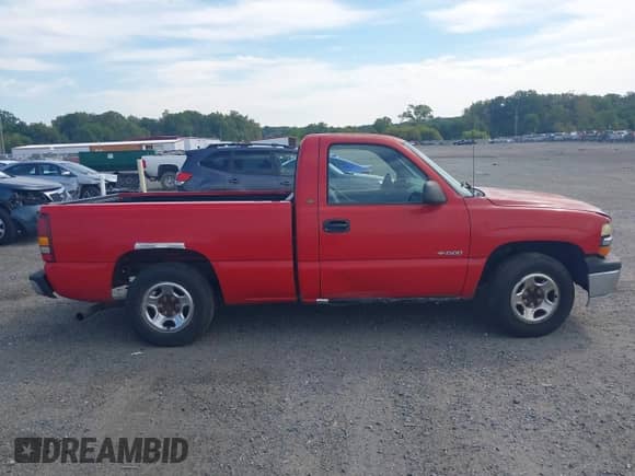 1999 Chevrolet Silverado 1500 LS z VIN 1GCEC14W8XZ187477, wystawiony jako IAAI lot #43217429 z przebiegiem 394 436 mil mil oraz . Historia ofert i sprzedaży dostępna na DreamBid. Obrazek 12.