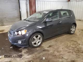 2015 Chevrolet Sonic LTZ with VIN 1G1JE6SB7F4121058, listed as a Copart auction lot 70094945 with 132,690 mi miles and Clean title. Bid and sale history available at DreamBid. Image 1.