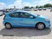 2015 Toyota Prius One z VIN JTDKDTB38F1110142, wystawiony jako IAAI lot #43032276 z przebiegiem Nie podano mil oraz . Historia ofert i sprzedaży dostępna na DreamBid. Obrazek 12.