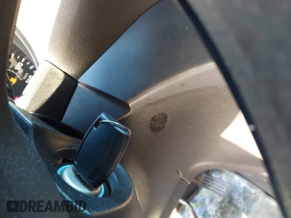 2017 Ford Escape SE с VIN 1FMCU9GD4HUC58133, выставлен на аукционе IAAI как лот 43534851 с пробегом 113 396 миль миль и . История ставок и продаж доступна на DreamBid. Изображение 11.