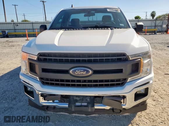 2020 Ford F-150 XL with VIN 1FTMF1EB1LFA38533, listed as a Copart auction lot 90881205 with 186,118 mi miles and Clean title. Bid and sale history available at DreamBid. Image 5.