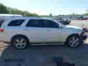 2013 Dodge Durango Citadel z VIN 1C4SDHET0DC571961, wystawiony jako IAAI lot #42050261 z przebiegiem 257 637 mil mil oraz . Historia ofert i sprzedaży dostępna na DreamBid. Obrazek 13.