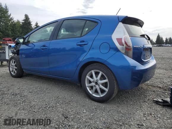 2013 Toyota Prius Three with VIN JTDKDTB35D1529174, listed as a Copart auction lot 82282345 with 55,089 mi miles and Salvage title. Bid and sale history available at DreamBid. Image 2.