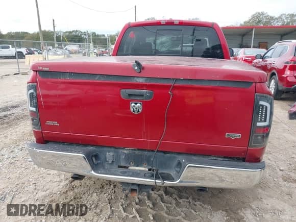 2007 Dodge 1500 SLT with VIN 1D7HA18227J609547, listed as a IAAI auction lot 41342617 with 152,509 mi miles and . Bid and sale history available at DreamBid. Image 16.