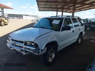 2001 Chevrolet Blazer LT с VIN 1GNCS13W412203936, выставлен на аукционе IAAI как лот 43173781 с пробегом 193 875 миль миль и . История ставок и продаж доступна на DreamBid. Изображение 2.