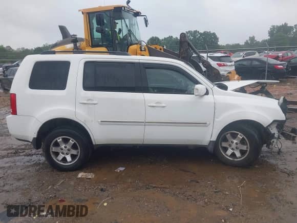 2010 Honda Pilot Touring с VIN 5FNYF3H98AB021252, выставлен на аукционе IAAI как лот 42345848 с пробегом 192 442 миль миль и . История ставок и продаж доступна на DreamBid. Изображение 13.