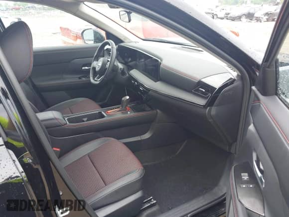 2025 Nissan Kicks SR with VIN 3N8AP6DB6SL358728, listed as a IAAI auction lot 42617127 with 1,748 mi miles and . Bid and sale history available at DreamBid. Image 5.