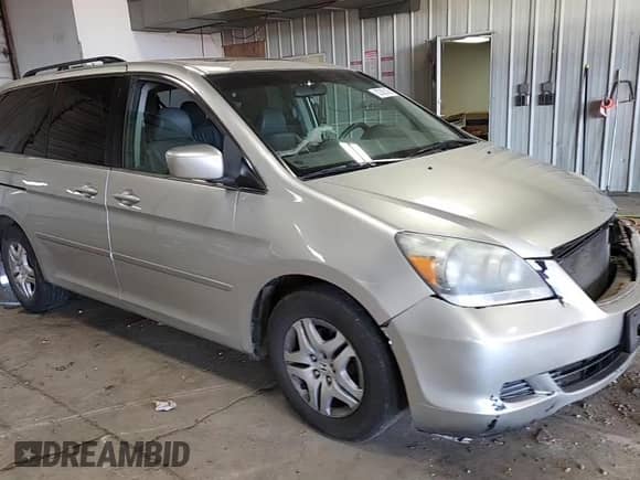 2007 Honda Odyssey EX-L с VIN 5FNRL38707B119874, выставлен на аукционе Copart как лот 82385185 с пробегом 221 416 миль миль и На запчасти • Non repairable. История ставок и продаж доступна на DreamBid. Изображение 15.