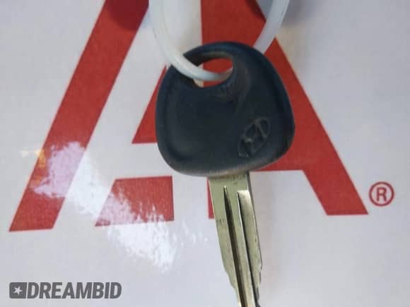 2007 Hyundai Tucson SE with VIN KM8JN12D67U674101, listed as a IAAI auction lot 43503952 with 197,306 mi miles and . Bid and sale history available at DreamBid. Image 11.