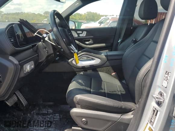 2023 Mercedes-Benz GLS 450 with VIN 4JGFF5KE5PA953169, listed as a Copart auction lot 70274405 with 28,993 mi miles and Salvage title. Bid and sale history available at DreamBid. Image 7.