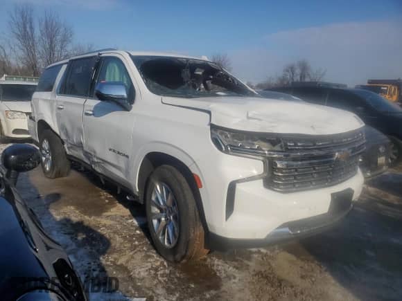2022 Chevrolet Suburban Premier с VIN 1GNSKFKD5NR190281, выставлен на аукционе Copart как лот 88920705 с пробегом 740 миль миль и Чистый • Clean title. История ставок и продаж доступна на DreamBid. Изображение 4.