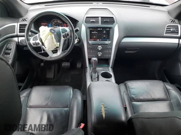 2012 Ford Explorer XLT z VIN 1FMHK7D88CGA91239, wystawiony jako Copart lot #84709705 z przebiegiem 168 176 mil mil oraz Szkoda całkowita • Salvage title. Historia ofert i sprzedaży dostępna na DreamBid. Obrazek 8.