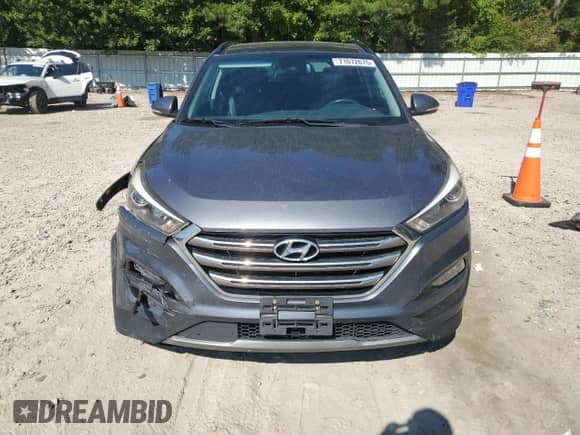 2016 Hyundai Tucson Sport z VIN KM8J3CA20GU110235, wystawiony jako Copart lot #71072675 z przebiegiem 107 808 mil mil oraz Szkoda całkowita • Salvage title. Historia ofert i sprzedaży dostępna na DreamBid. Obrazek 5.