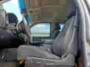 2008 Chevrolet Silverado 1500 2LT z VIN 2GCEK133981130094, wystawiony jako Copart lot #71522615 z przebiegiem 213 184 mil mil oraz Szkoda całkowita • Salvage title. Historia ofert i sprzedaży dostępna na DreamBid. Obrazek 7.