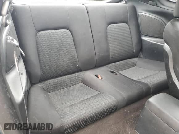 2008 Hyundai Tiburon GS с VIN KMHHM66D28U284008, выставлен на аукционе Copart как лот 55500035 с пробегом 108 084 миль миль и Списание • Salvage title. История ставок и продаж доступна на DreamBid. Изображение 10.