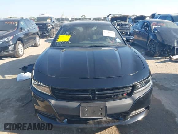 2022 Dodge Charger SXT z VIN 2C3CDXBG4NH212573, wystawiony jako IAAI lot #43197559 z przebiegiem 30 062 mil mil oraz . Historia ofert i sprzedaży dostępna na DreamBid. Obrazek 12.