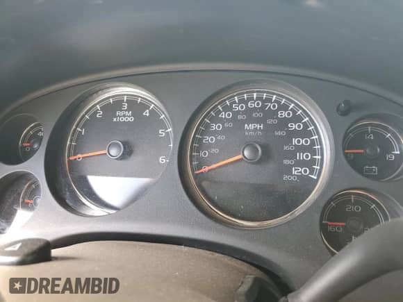2010 Chevrolet Suburban LTZ with VIN 1GNUKKE38AR276439, listed as a Copart auction lot 52826305 with Not provided miles and Salvage title. Bid and sale history available at DreamBid. Image 9.