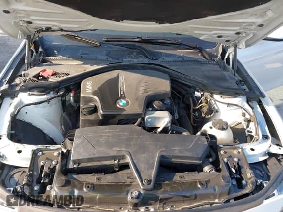 2013 BMW 3 Series 320i с VIN WBA3B1C56DF461546, выставлен на аукционе IAAI как лот 42946321 с пробегом 75 860 миль миль и . История ставок и продаж доступна на DreamBid. Изображение 10.