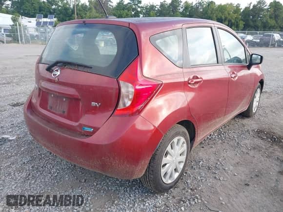 2016 Nissan Note S Plus z VIN 3N1CE2CP1GL358176, wystawiony jako IAAI lot #42968116 z przebiegiem 157 781 mil mil oraz . Historia ofert i sprzedaży dostępna na DreamBid. Obrazek 4.