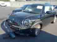 2025 MINI Hardtop Cooper S with VIN WMW23GD05S2W75477, listed as a IAAI auction lot 43022493 with Not provided miles and . Bid and sale history available at DreamBid. Image 19.