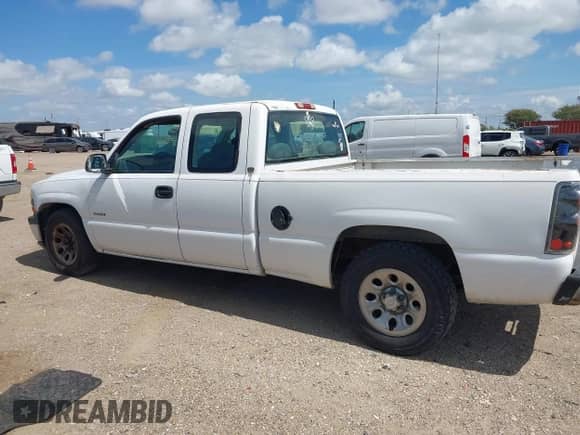 2000 Chevrolet Silverado 1500 LS with VIN 2GCEC19V3Y1322181, listed as a IAAI auction lot 42785199 with 281,272 mi miles and . Bid and sale history available at DreamBid. Image 12.