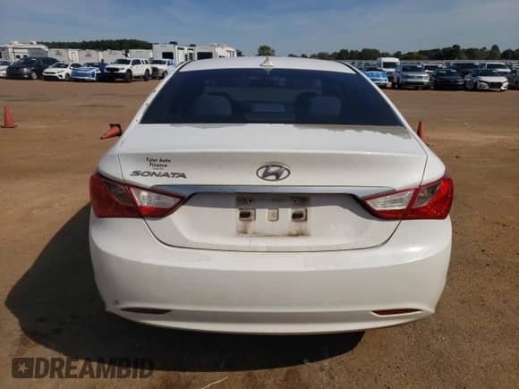 2013 Hyundai Sonata GLS с VIN 5NPEB4AC0DH668020, выставлен на аукционе Copart как лот 89816765 с пробегом 242 380 миль миль и Списание • Salvage title. История ставок и продаж доступна на DreamBid. Изображение 6.