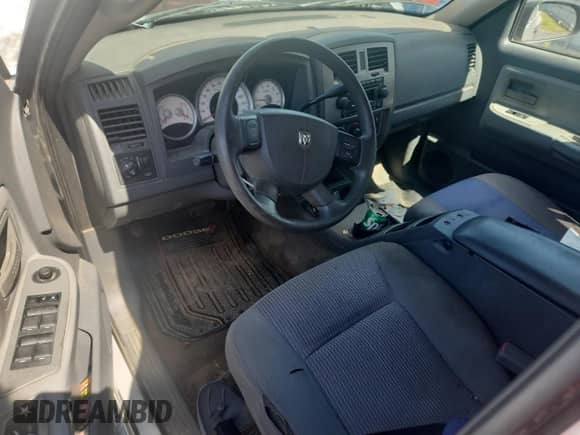 2007 Dodge Dakota SLT с VIN 1D7HE48P17S164732, выставлен на аукционе Copart как лот 80075525 с пробегом 230 632 миль миль и Списание • Salvage title. История ставок и продаж доступна на DreamBid. Изображение 8.