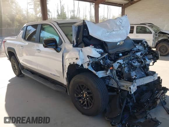 2024 Chevrolet Silverado EV Work Truck с VIN 1GC10UED1RU204304, выставлен на аукционе IAAI как лот 43230377 с пробегом 1 683 миль миль и . История ставок и продаж доступна на DreamBid. Изображение 1.
