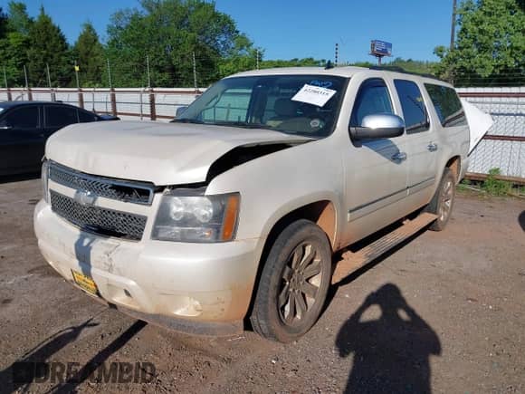 2010 Chevrolet Suburban LTZ с VIN 1GNUKKE36AR129309, выставлен на аукционе IAAI как лот 42280315 с пробегом 184 481 миль миль и . История ставок и продаж доступна на DreamBid. Изображение 16.