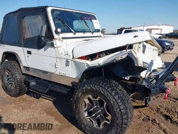 1992 Jeep Wrangler с VIN 2J4FY29S3NJ546994, выставлен на аукционе IAAI как лот 41765343 с пробегом 191 215 миль миль и . История ставок и продаж доступна на DreamBid. Изображение 1.