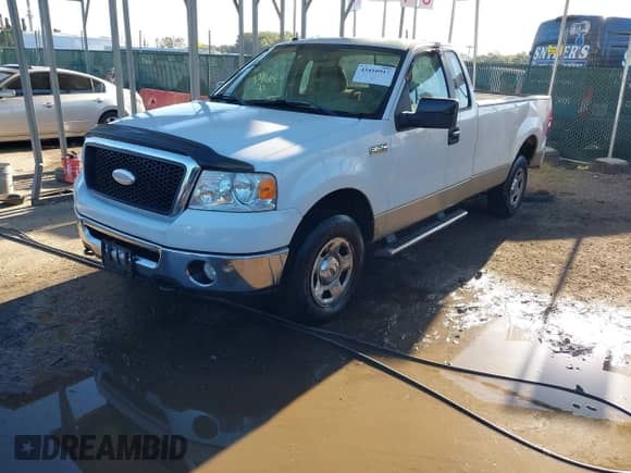 2007 Ford F-150 XL with VIN 1FTRF14V67NA58337, listed as a IAAI auction lot 43410917 with 300,414 mi miles and . Bid and sale history available at DreamBid. Image 2.