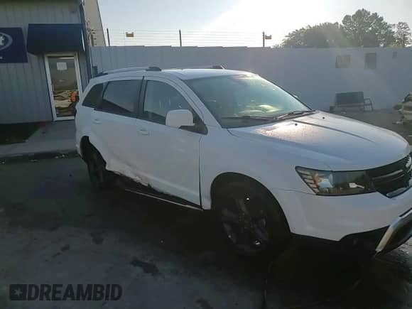 2019 Dodge Journey Crossroad with VIN 3C4PDCGG2KT700731, listed as a Copart auction lot 68010305 with 78,718 mi miles and Salvage title. Bid and sale history available at DreamBid. Image 14.
