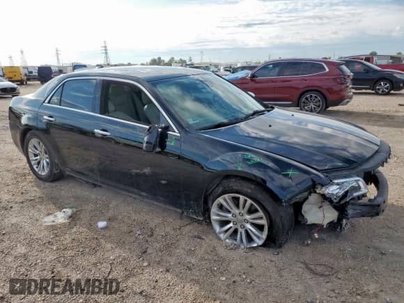 2015 Chrysler 300 C с VIN 2C3CCAEG5FH796852, выставлен на аукционе Copart как лот 82120435 с пробегом Не указан миль и Списание • Salvage title. История ставок и продаж доступна на DreamBid. Изображение 4.