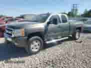 2011 Chevrolet Silverado 1500 LT z VIN 1GCRKSE38BZ174087, wystawiony jako Copart lot #81842745 z przebiegiem 157 719 mil mil oraz Czysty tytuł • Clean title. Historia ofert i sprzedaży dostępna na DreamBid. Obrazek 1.