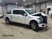 2018 Ford F-150 XLT z VIN 1FTEW1EG5JFB10301, wystawiony jako Copart lot #71233965 z przebiegiem 160 210 mil mil oraz Szkoda całkowita • Salvage title. Historia ofert i sprzedaży dostępna na DreamBid. Obrazek 4.