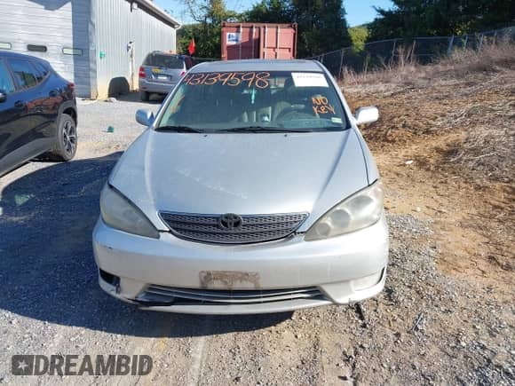 2005 Toyota Camry XLE с VIN 4T1BF30K25U604039, выставлен на аукционе IAAI как лот 43139598 с пробегом 271 651 миль миль и . История ставок и продаж доступна на DreamBid. Изображение 13.