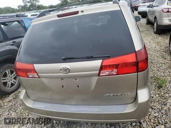 2005 Toyota Sienna CE с VIN 5TDZA23C15S303833, выставлен на аукционе Copart как лот 69789125 с пробегом 216 728 миль миль и Списание • Salvage title. История ставок и продаж доступна на DreamBid. Изображение 6.
