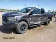 2024 Ram 1500 Rebel z VIN 1C6SRFLT1RN208709, wystawiony jako Copart lot #57819745 z przebiegiem 9 817 mil mil oraz Szkoda całkowita • Salvage title. Historia ofert i sprzedaży dostępna na DreamBid. Obrazek 1.