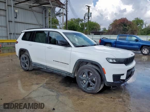 2022 Jeep Grand Cherokee Altitude с VIN 1C4RJKAG4N8562813, выставлен на аукционе Copart как лот 70402275 с пробегом 62 775 миль миль и Списание • Salvage title. История ставок и продаж доступна на DreamBid. Изображение 4.