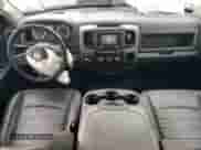 2017 Ram 1500 Tradesman z VIN 1C6RR7FT2HS602462, wystawiony jako Copart lot #68276405 z przebiegiem 182 528 mil mil oraz Szkoda całkowita • Salvage title. Historia ofert i sprzedaży dostępna na DreamBid. Obrazek 8.