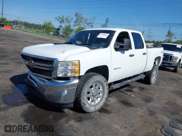 2013 Chevrolet Silverado 2500HD Work Truck with VIN 1GC1KVCG0DF124471, listed as a IAAI auction lot 42148880 with 262,027 mi miles and . Bid and sale history available at DreamBid. Image 2.
