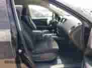 2020 Nissan Pathfinder S z VIN 5N1DR2AN0LC598957, wystawiony jako IAAI lot #42341559 z przebiegiem 34 189 mil mil oraz . Historia ofert i sprzedaży dostępna na DreamBid. Obrazek 5.