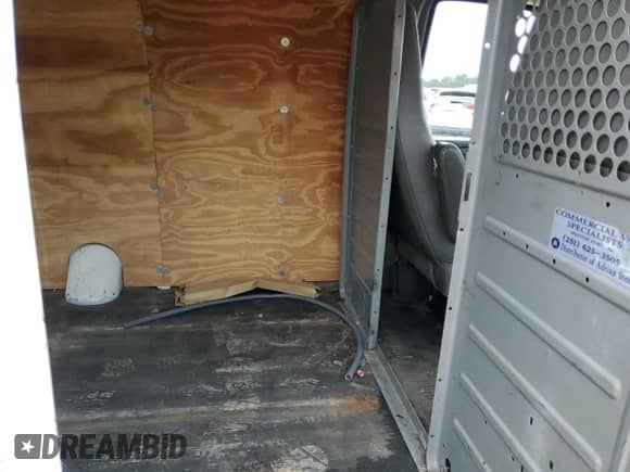 2011 Chevrolet Express Cargo z VIN 1GCZGUCG6B1148251, wystawiony jako Copart lot #42581275 z przebiegiem Nie podano mil oraz Szkoda całkowita • Salvage title. Historia ofert i sprzedaży dostępna na DreamBid. Obrazek 12.