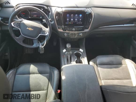 2020 Chevrolet Traverse LT z VIN 1GNERHKW7LJ299245, wystawiony jako Copart lot #85155185 z przebiegiem 144 822 mil mil oraz Szkoda całkowita • Salvage title. Historia ofert i sprzedaży dostępna na DreamBid. Obrazek 8.