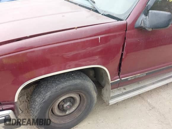 1996 GMC Sierra 1500 with VIN 1GTEC14R3TE521264, listed as a IAAI auction lot 43445138 with 104,184 mi miles and . Bid and sale history available at DreamBid. Image 12.