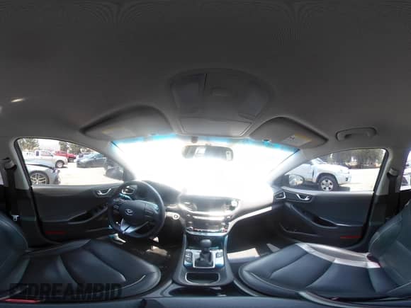 2018 Hyundai Ioniq Limited с VIN KMHC75LD3JU075401, выставлен на аукционе IAAI как лот 42397906 с пробегом 151 017 миль миль и . История ставок и продаж доступна на DreamBid. Изображение 19.