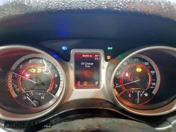 2020 Dodge Journey SE Value z VIN 3C4PDCAB4LT264902, wystawiony jako Copart lot #70766205 z przebiegiem 95 284 mil mil oraz Szkoda całkowita • Salvage title. Historia ofert i sprzedaży dostępna na DreamBid. Obrazek 9.